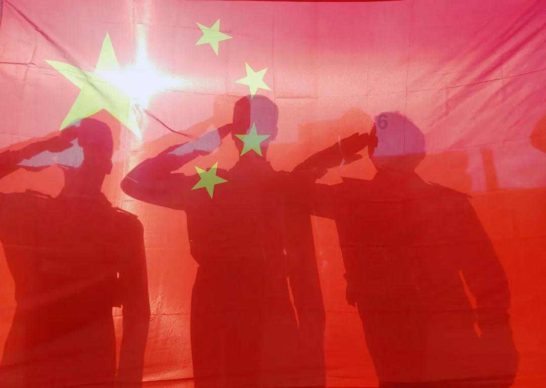 坦克出行